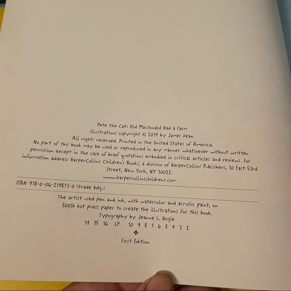 Pete the Cat first edition hard cover - Picture 4 of 6